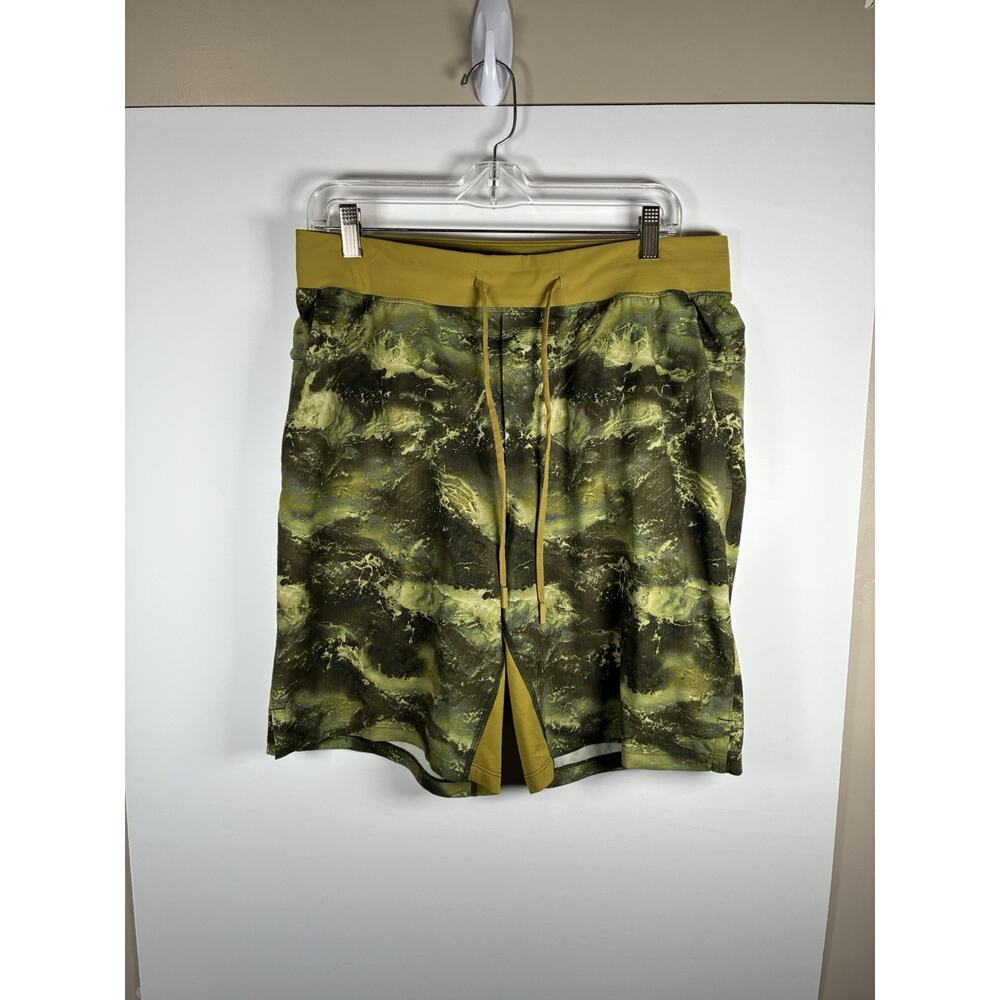 Lululemon Athletica Olive Green T.H.E. Linerless 9" Shorts Men's Size Large Gym